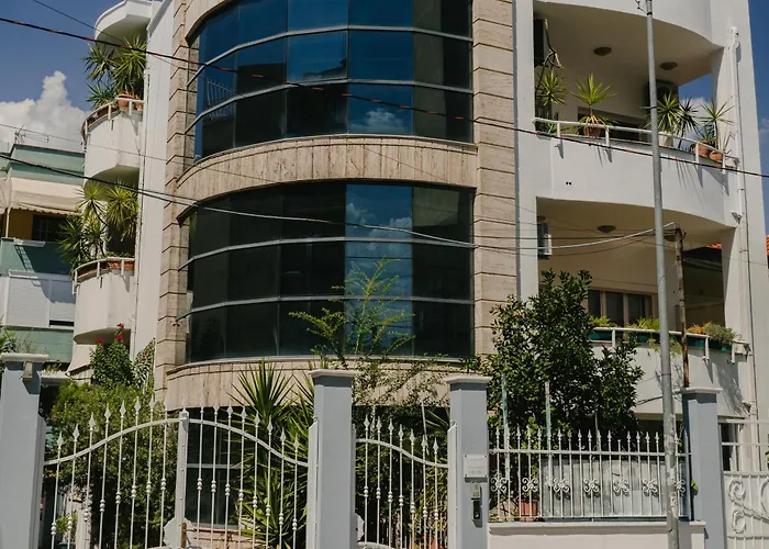 Luxury Free Parking - Center Tirana