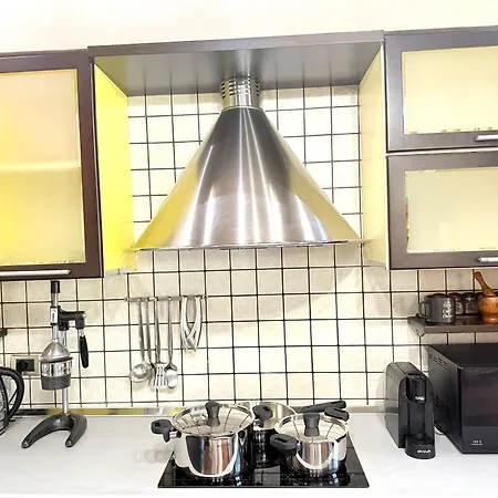 Apartment Luxury Free Parking - Center Tirana