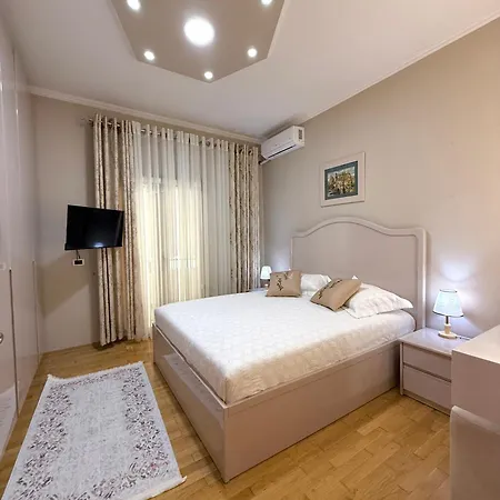 Luxury Free Parking - Center * Tirana